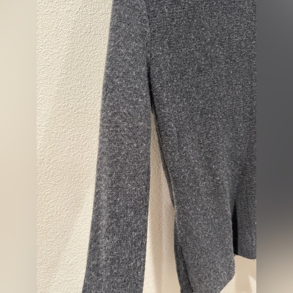 Garnet Hill Lambswool Cashmere Blend Grey Button Front Cardigan Sweater Small - Picture 10 of 14